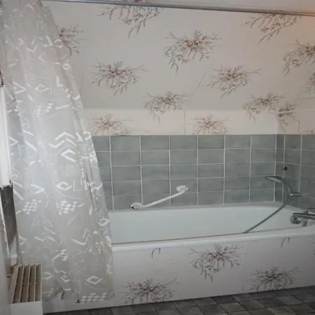 Appartement Cabourg, 3 Pieces, 6 Personnes - Fr-1-465-12 דירה *